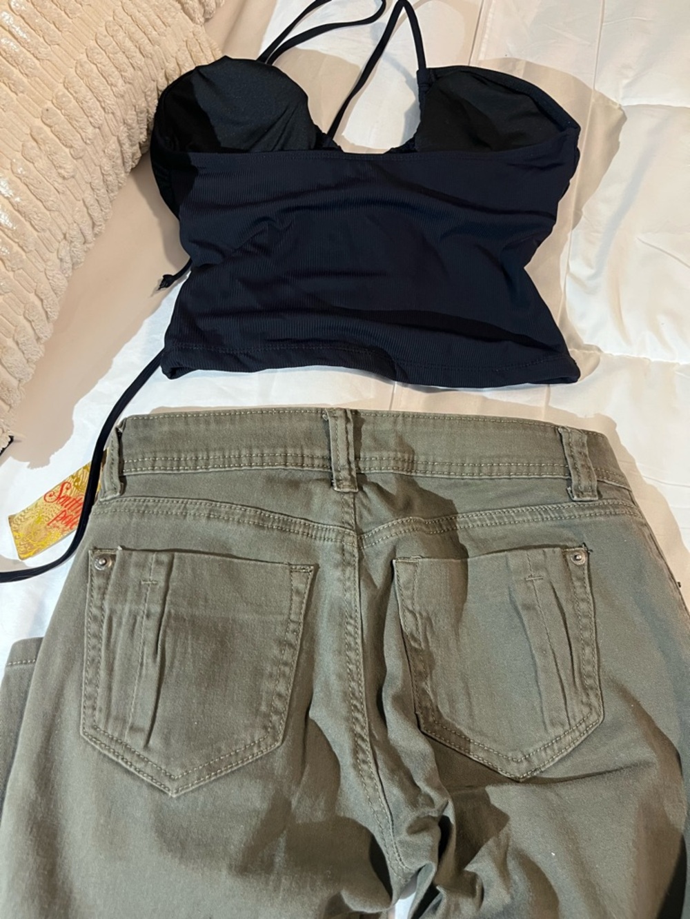 Outfit Bundle - Picture 3 of 6